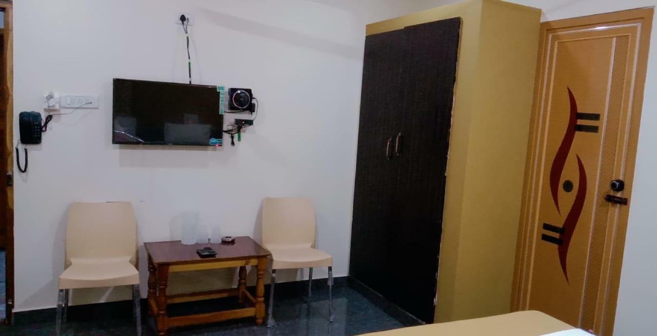 Blue Crystal Lodge Shimoga Εξωτερικό φωτογραφία